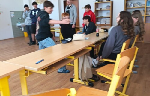 dd9a1fba-66d8-4287-bb23-cad93d2c8e6c.jpg